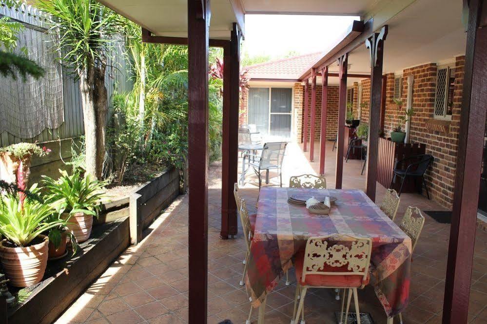 Ruskin House Teluk Byron Bagian luar foto