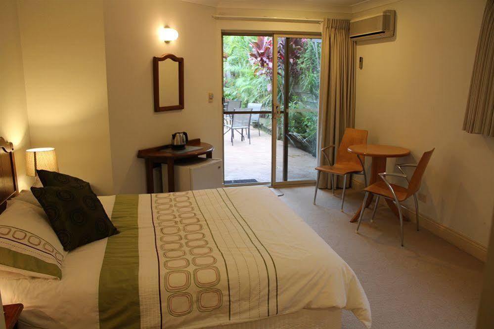 Ruskin House Teluk Byron Bagian luar foto